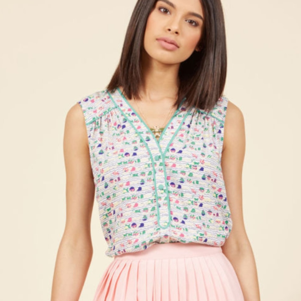 ModCloth Sleeveless Top in Swimmers